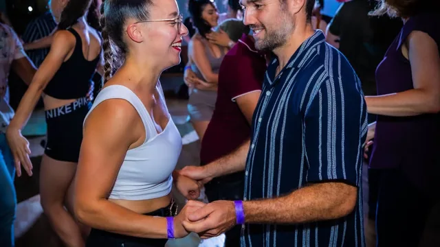 Apprends la Bachata en 2 heures - Cours Intensif de Bachata