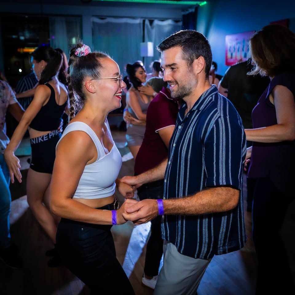 Apprends la Bachata en 2 heures - Cours Intensif de Bachata