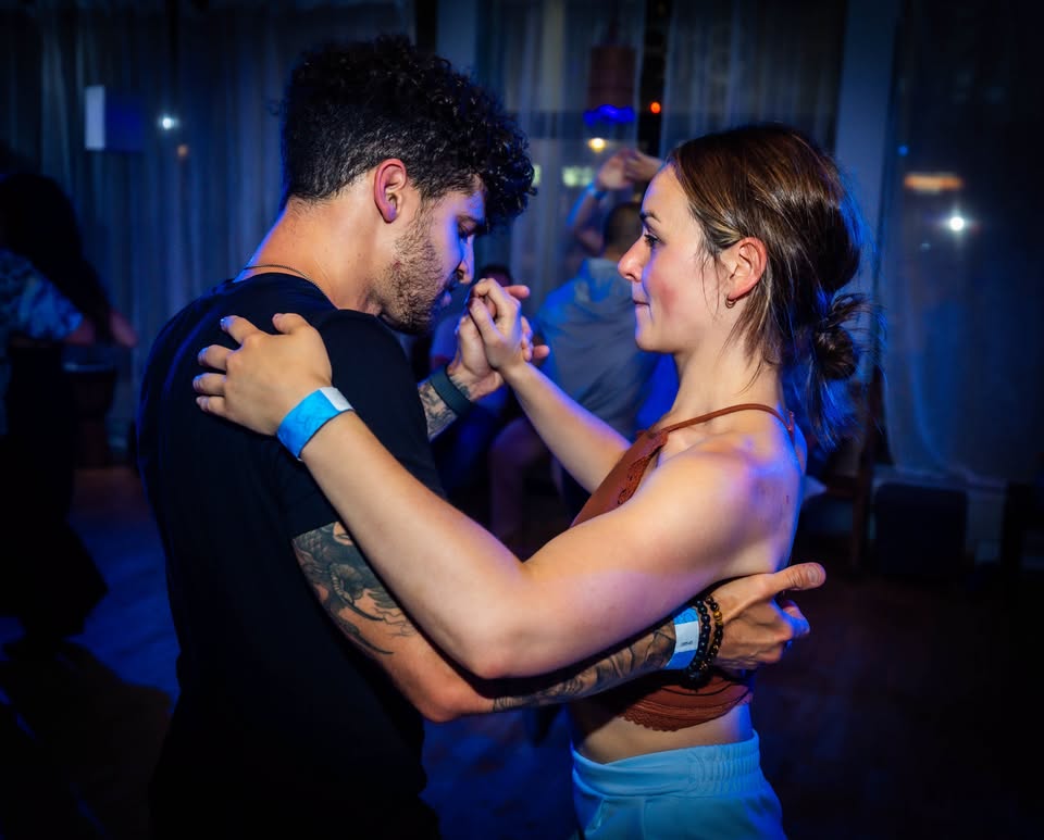 Pura Bachata: Bachata Workshops & 100% Bachata Night with DJ Estefano